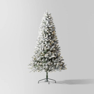 Choinka 7,5' ośnieżony świerk Alberta z ciepłymi LED